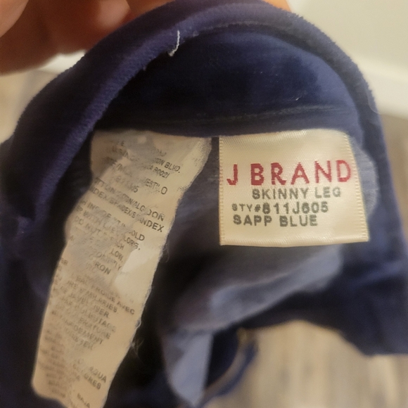 Used J Brand Skinny Leg Sapp Blue Soft Jeans - Picture 6 of 6